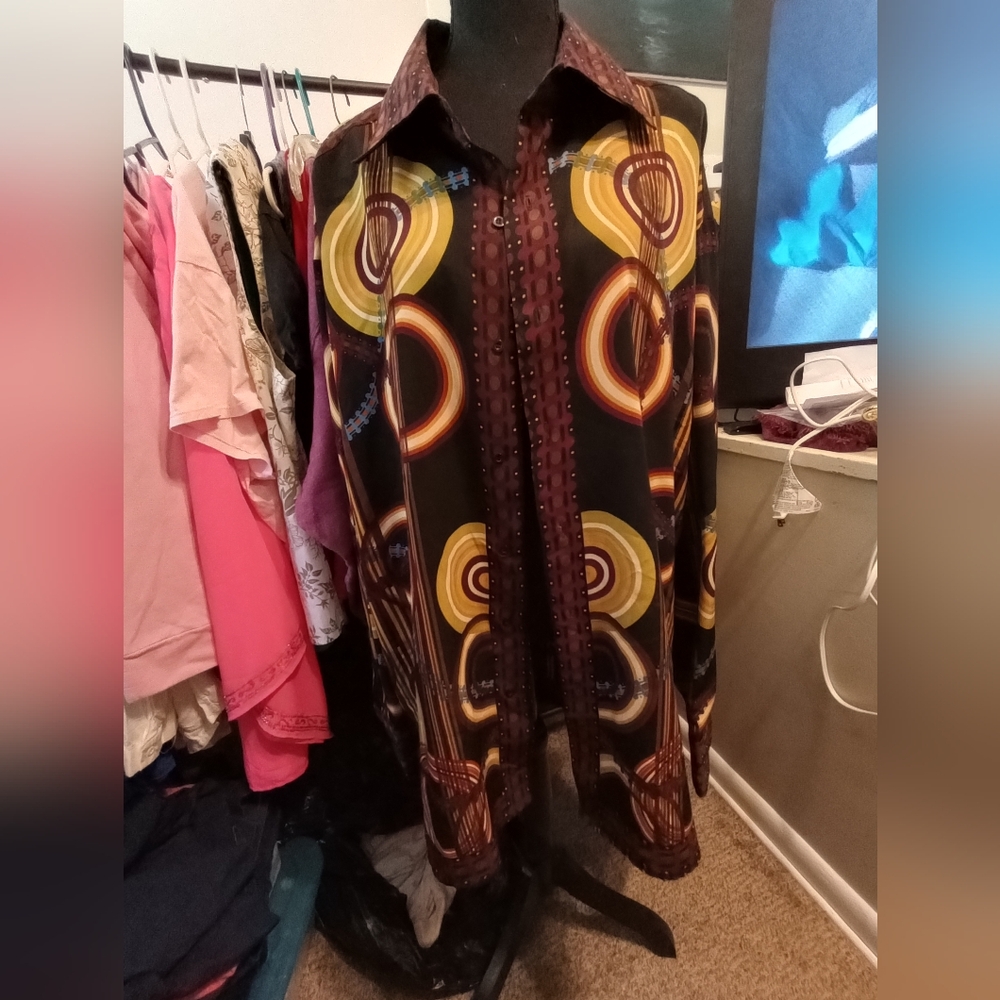 Long sleeve button up shirt
